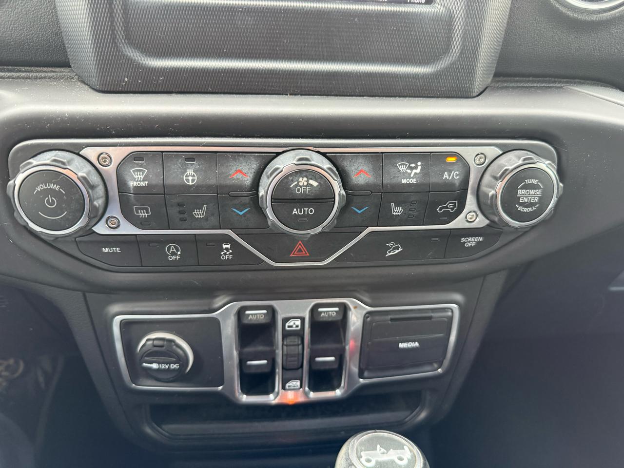 Jeep Wrangler  2018