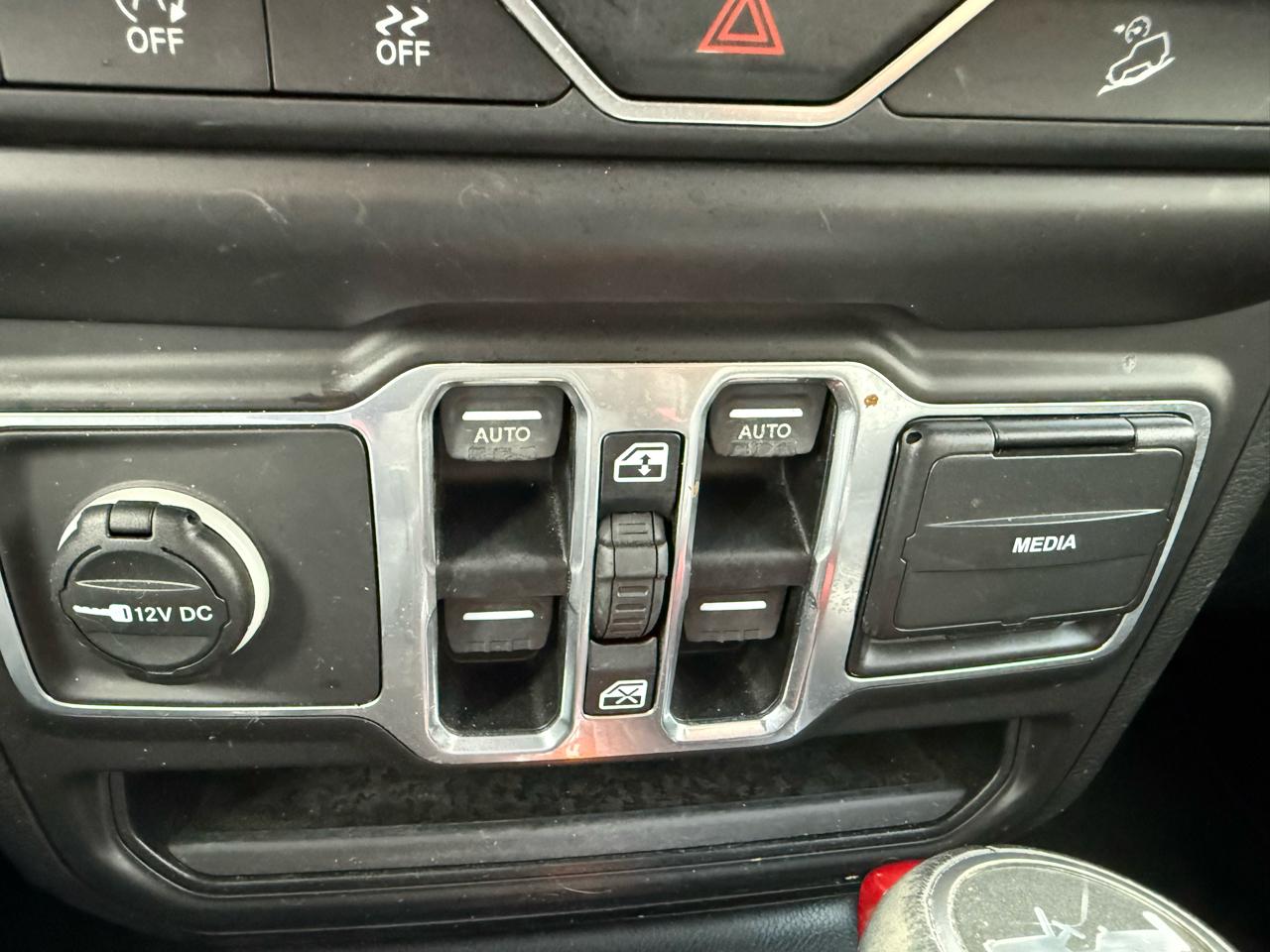 Jeep Wrangler  2018