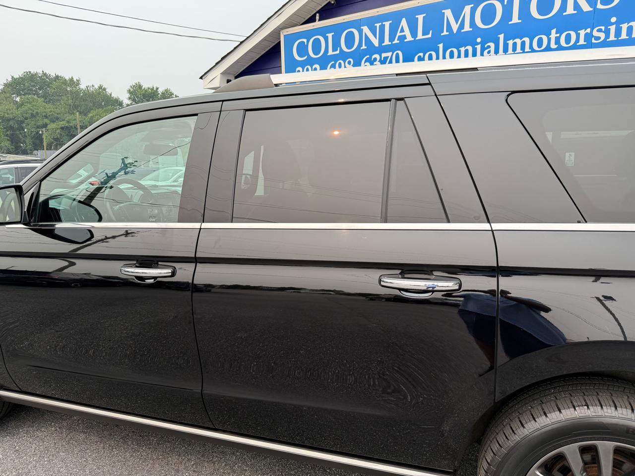 Ford Expedition  2021