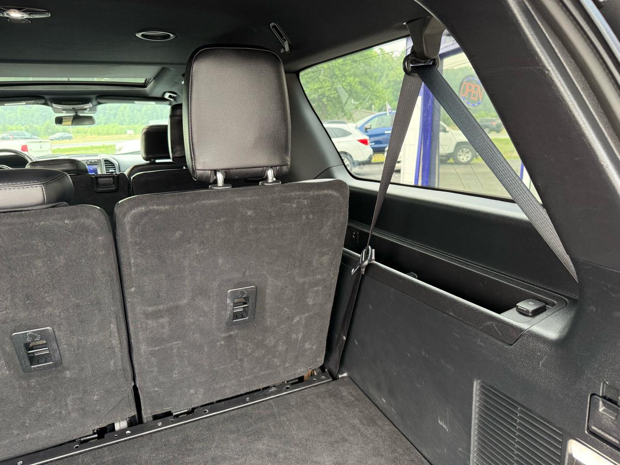 Ford Expedition  2021