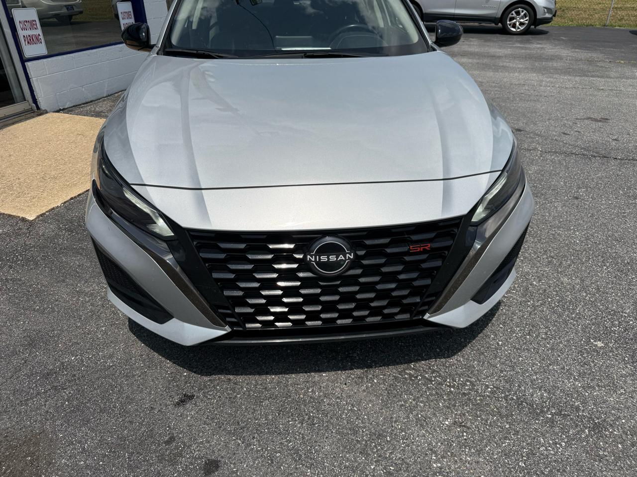 Nissan Altima  2024