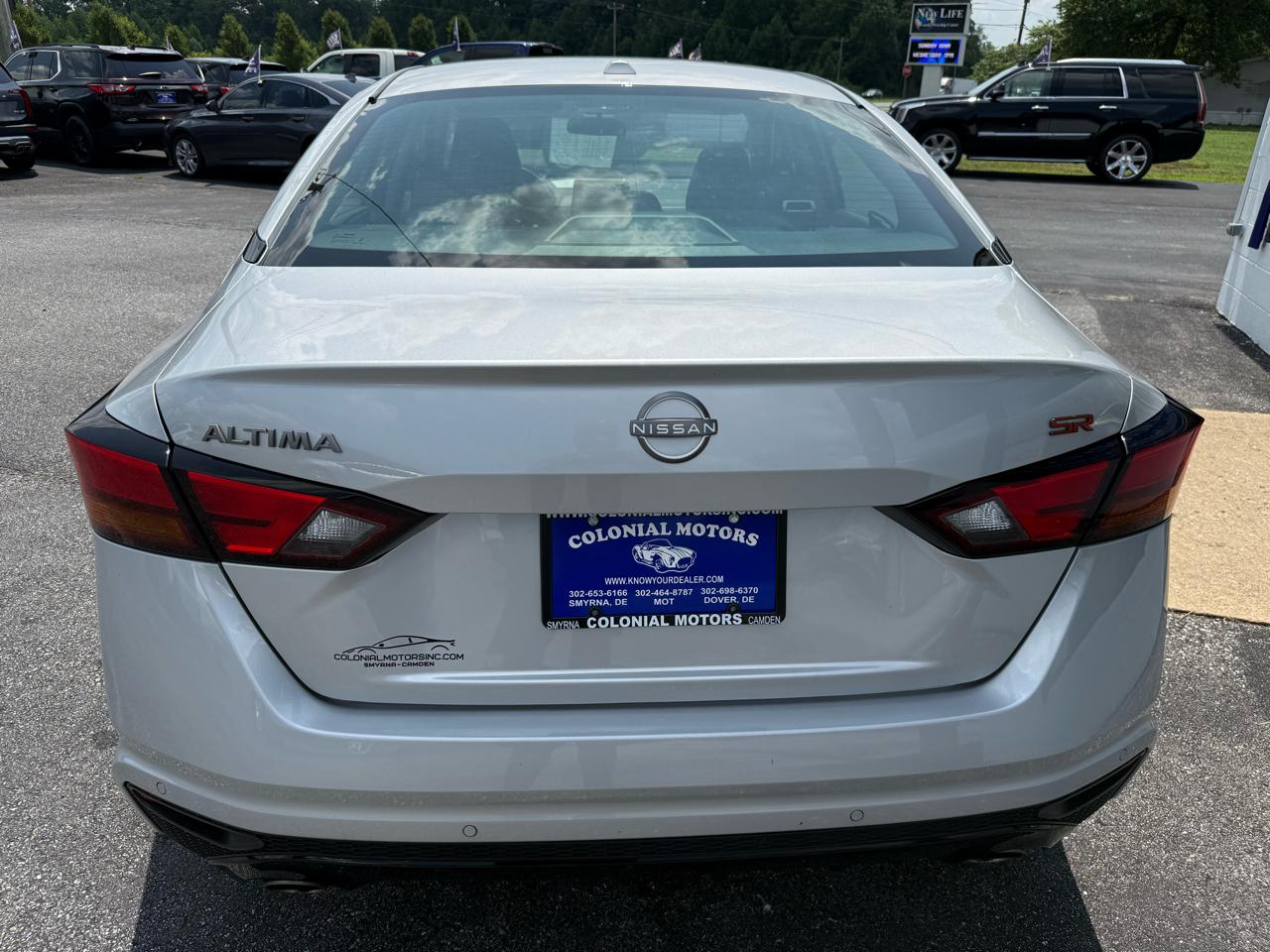 Nissan Altima  2024