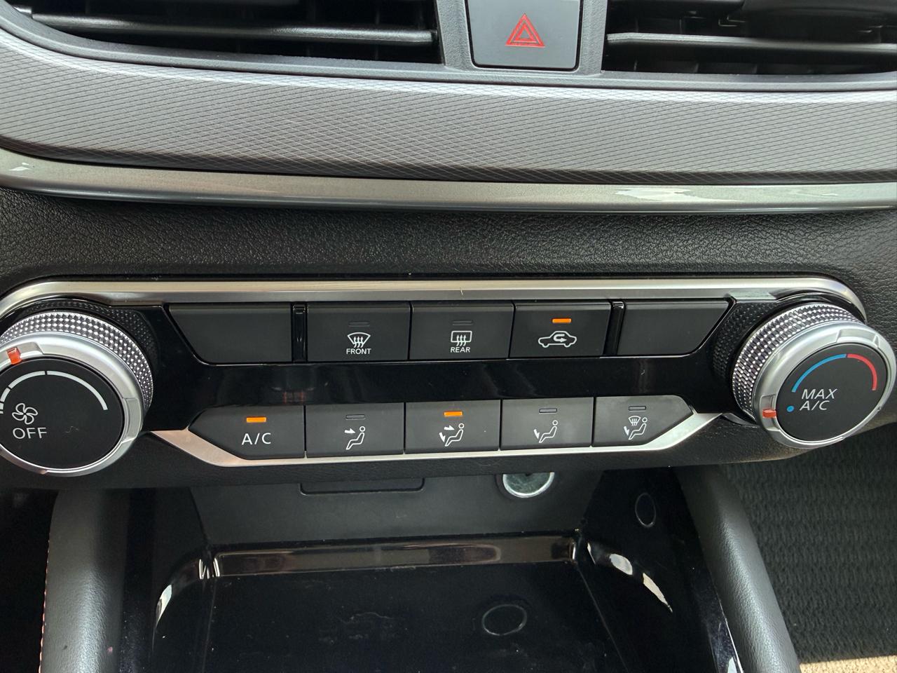 Nissan Altima  2024