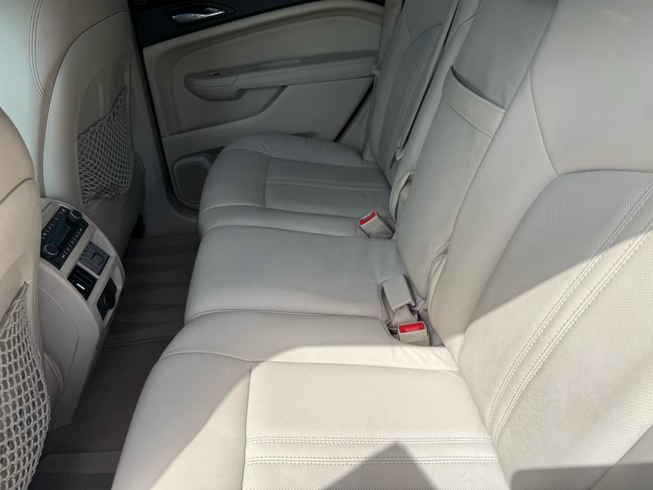 Cadillac SRX  2010