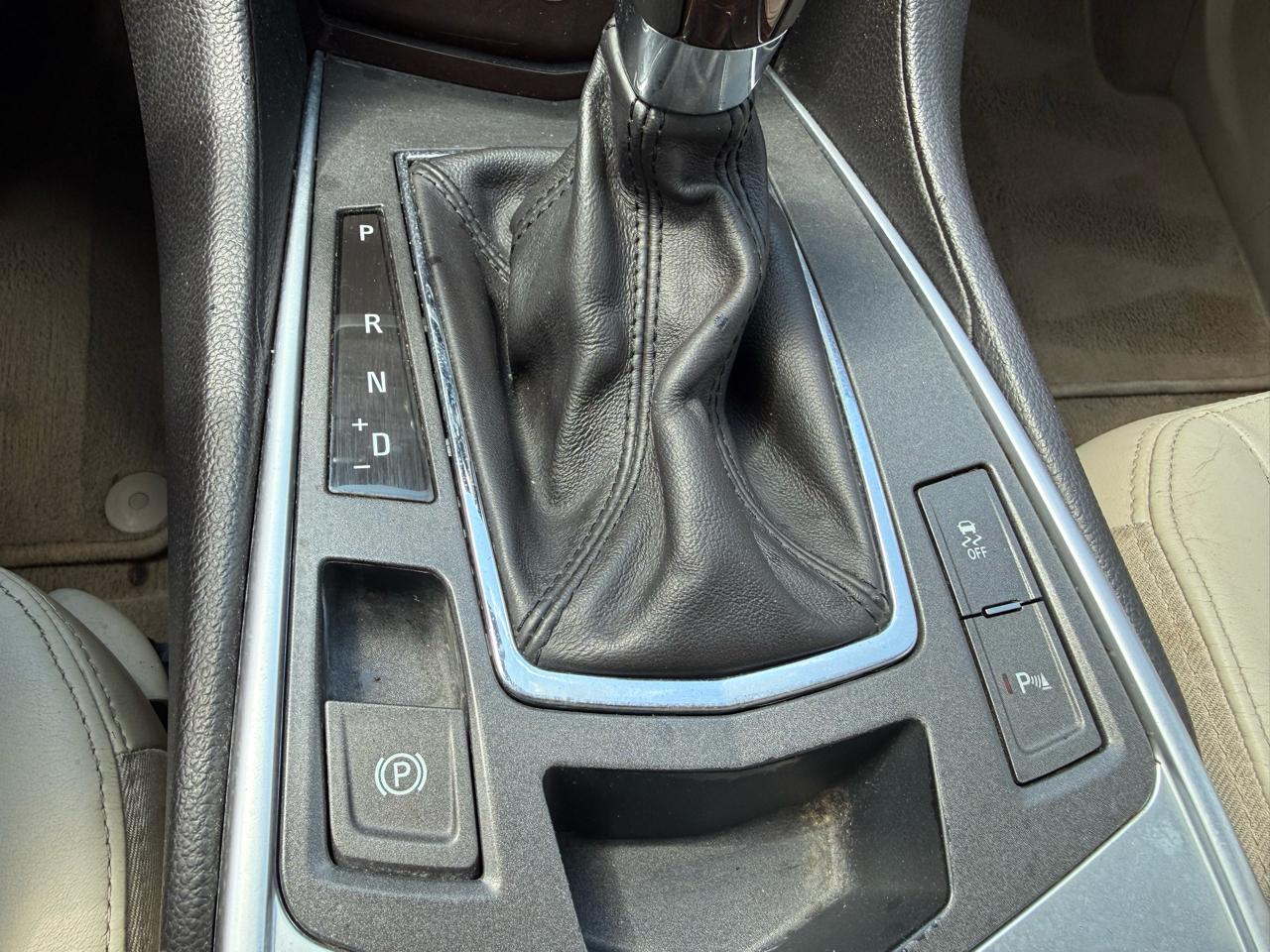 Cadillac SRX  2010