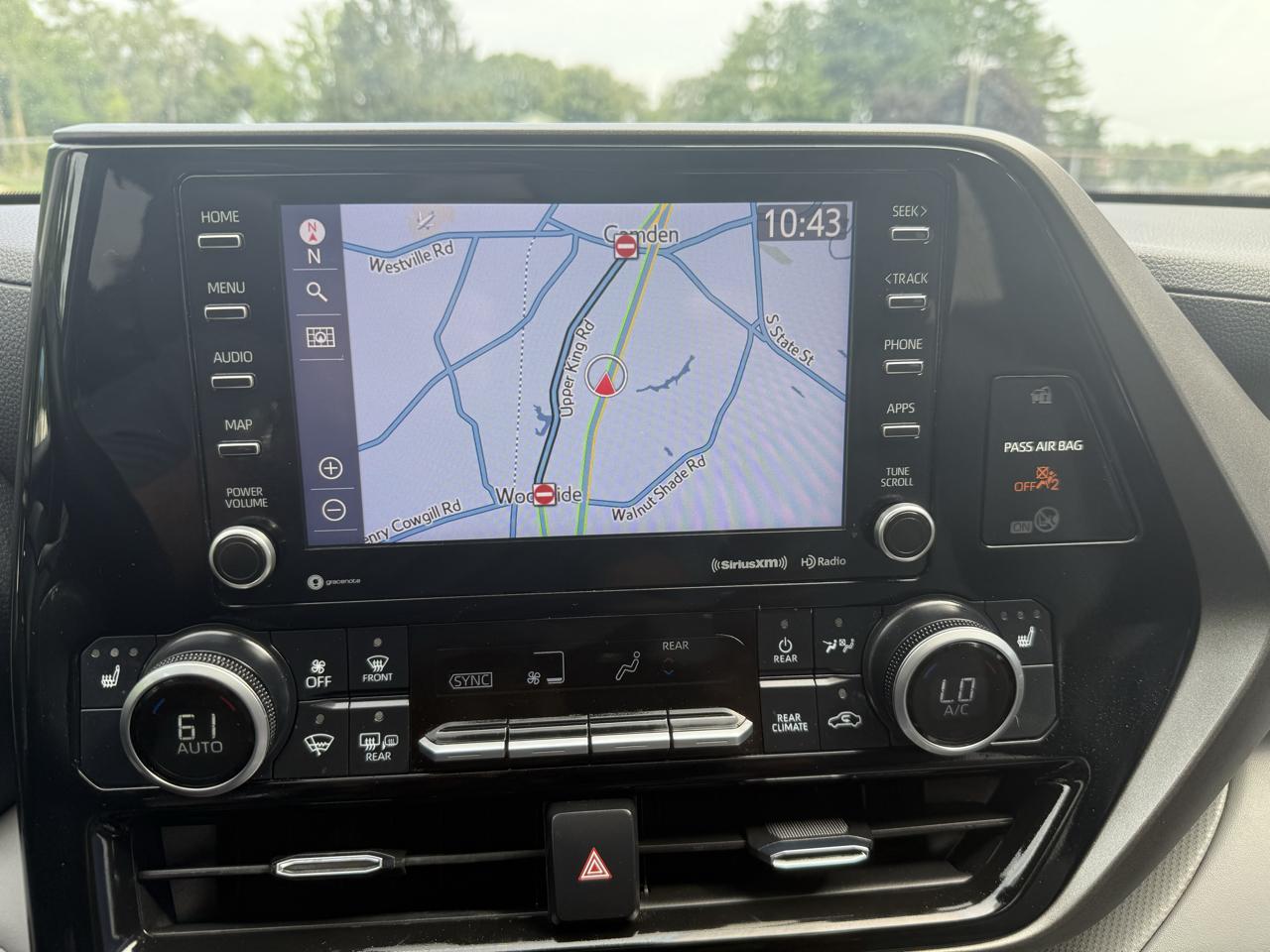 Toyota Highlander  2021