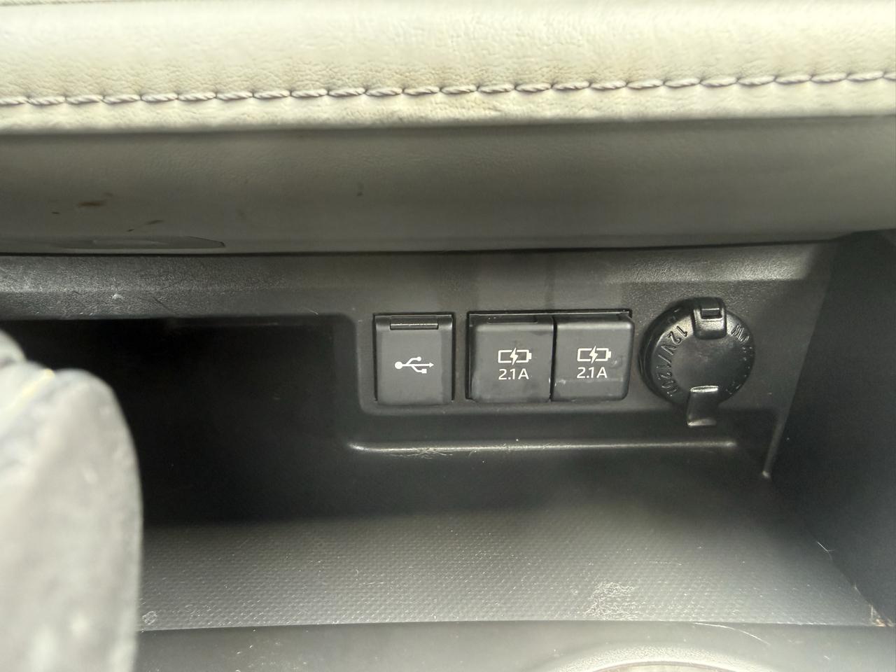 Toyota Highlander  2021