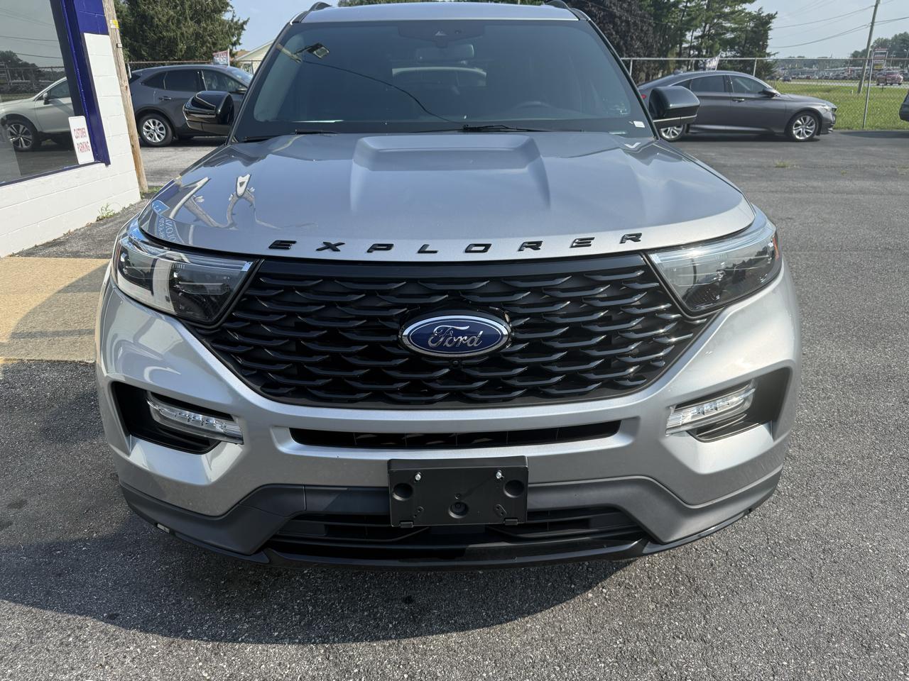 Ford Explorer  2023