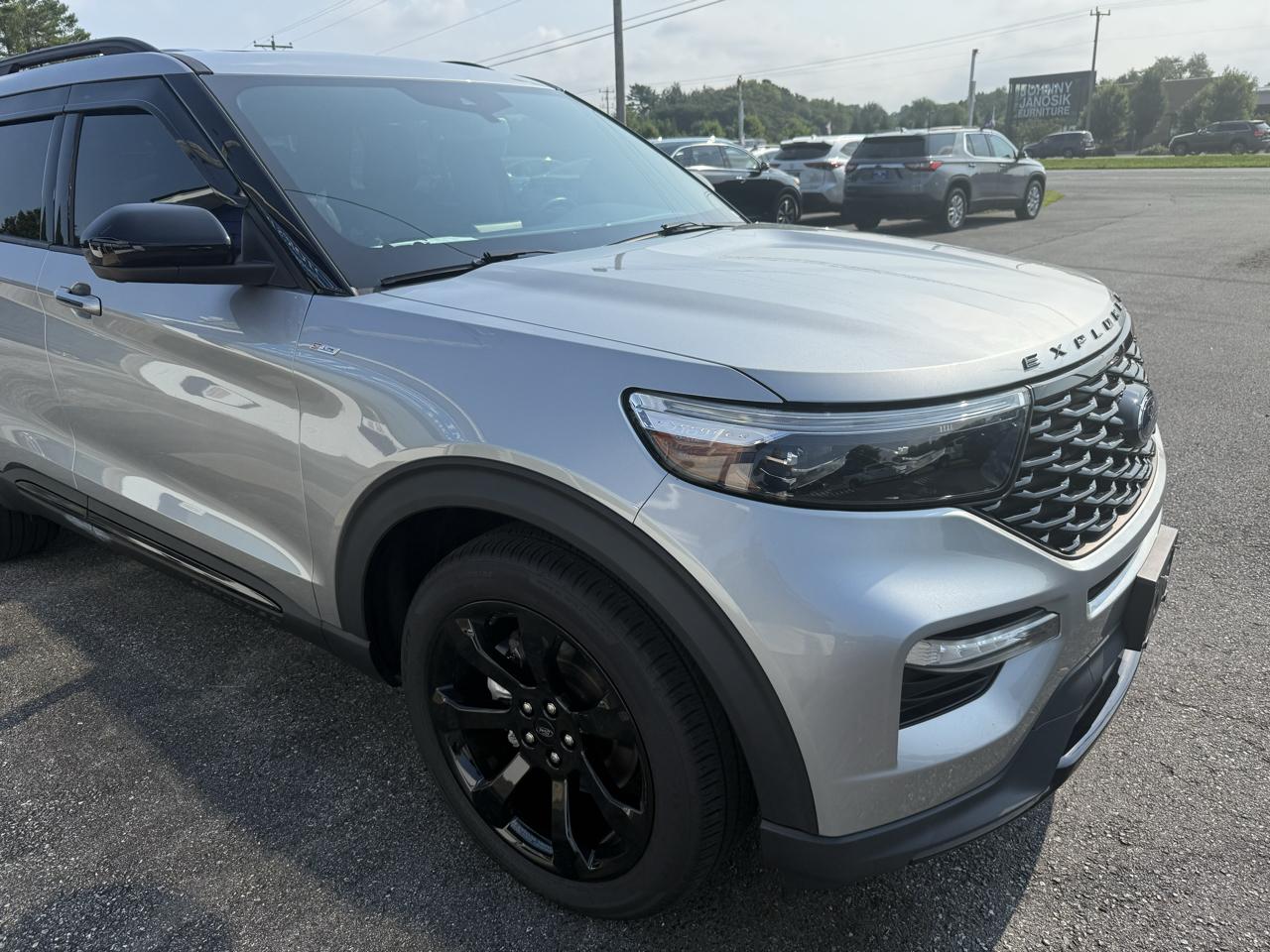 Ford Explorer  2023