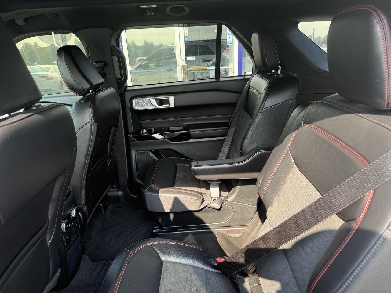 Ford Explorer  2023