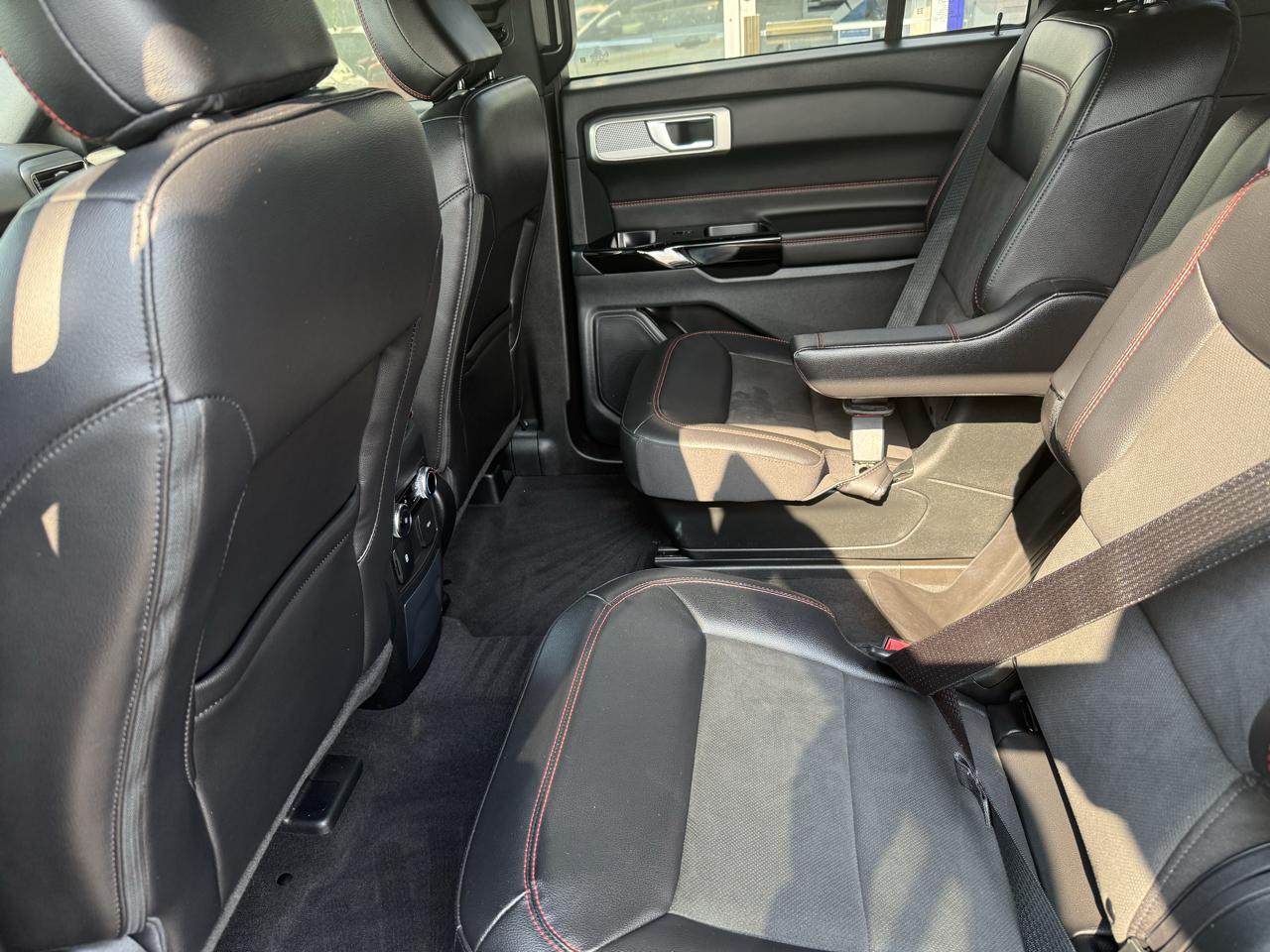 Ford Explorer  2023