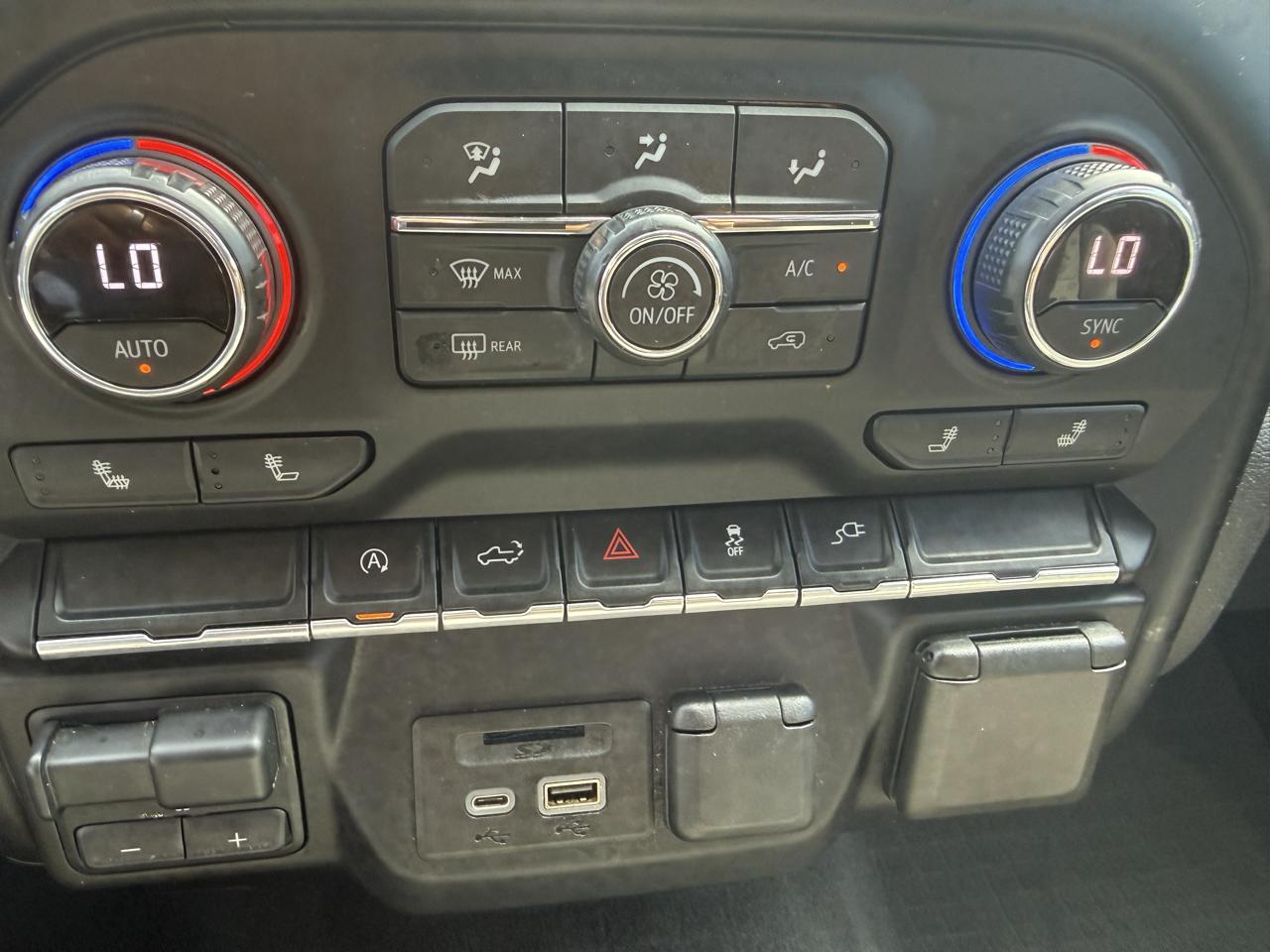 Chevrolet Silverado 1500  2021