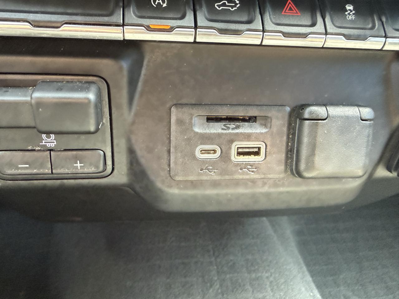 Chevrolet Silverado 1500  2021