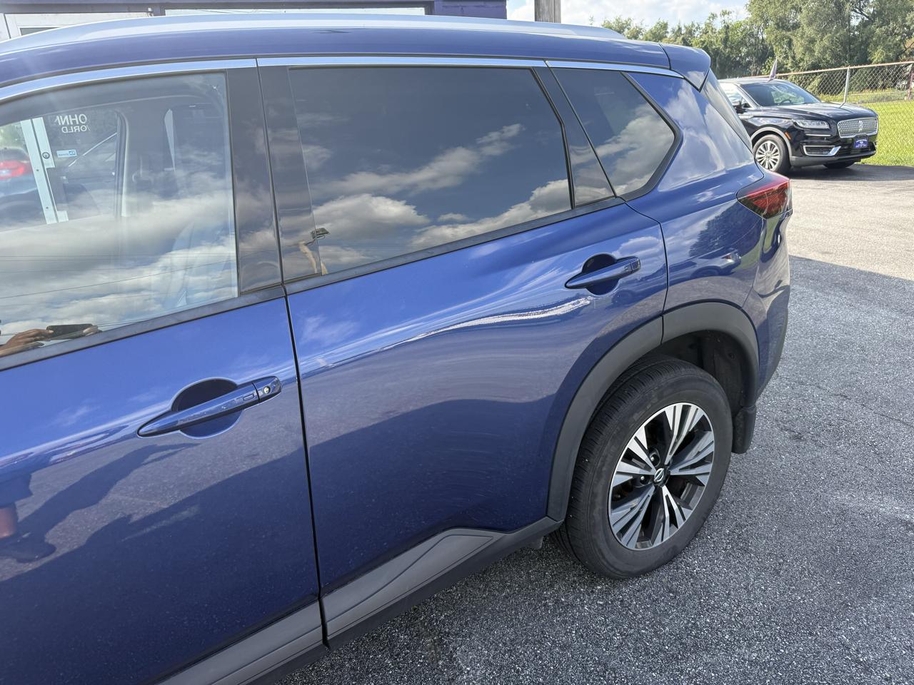 Nissan Rogue  2021