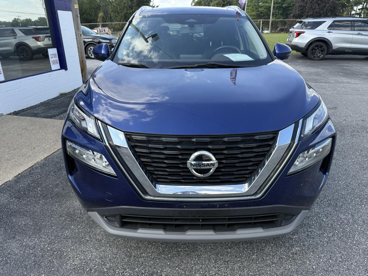 Nissan Rogue  2021