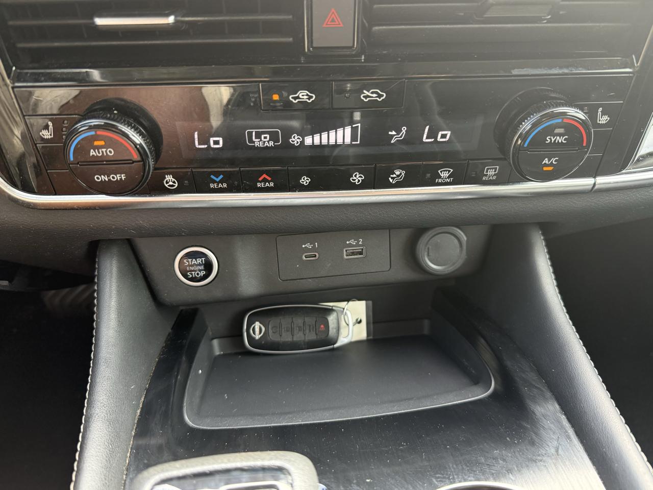 Nissan Rogue  2023
