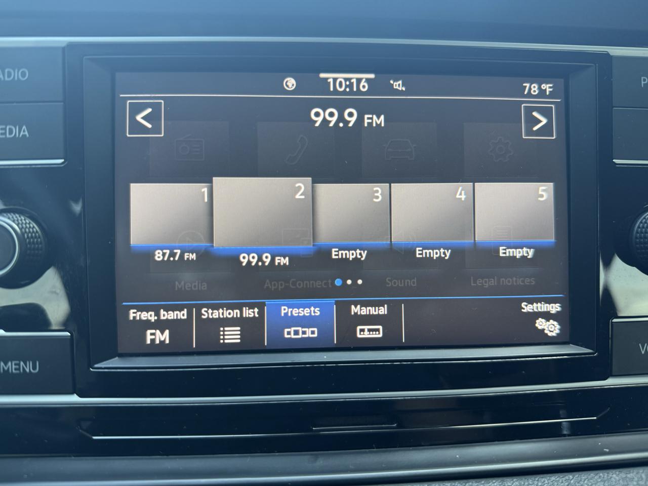 Volkswagen Jetta  2021