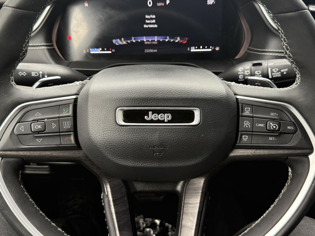 Jeep Grand Cherokee  2023