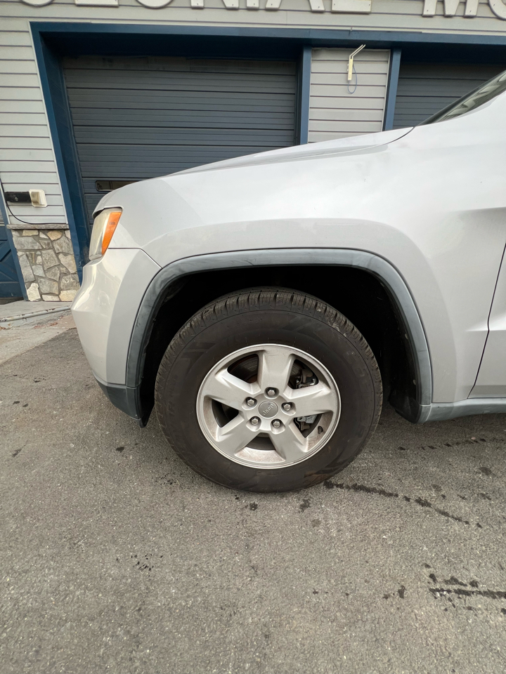 Jeep Grand Cherokee  2011