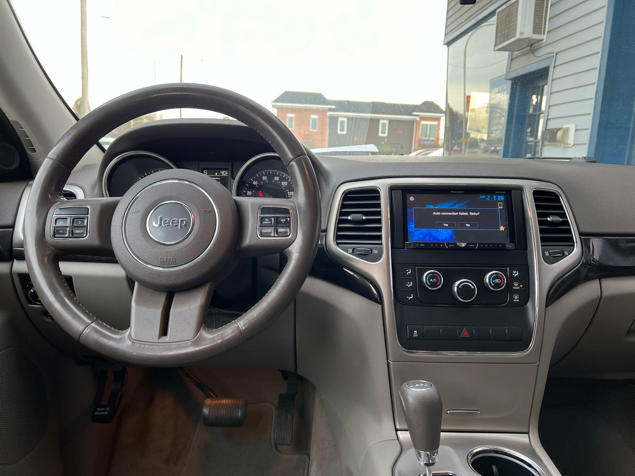 Jeep Grand Cherokee  2011