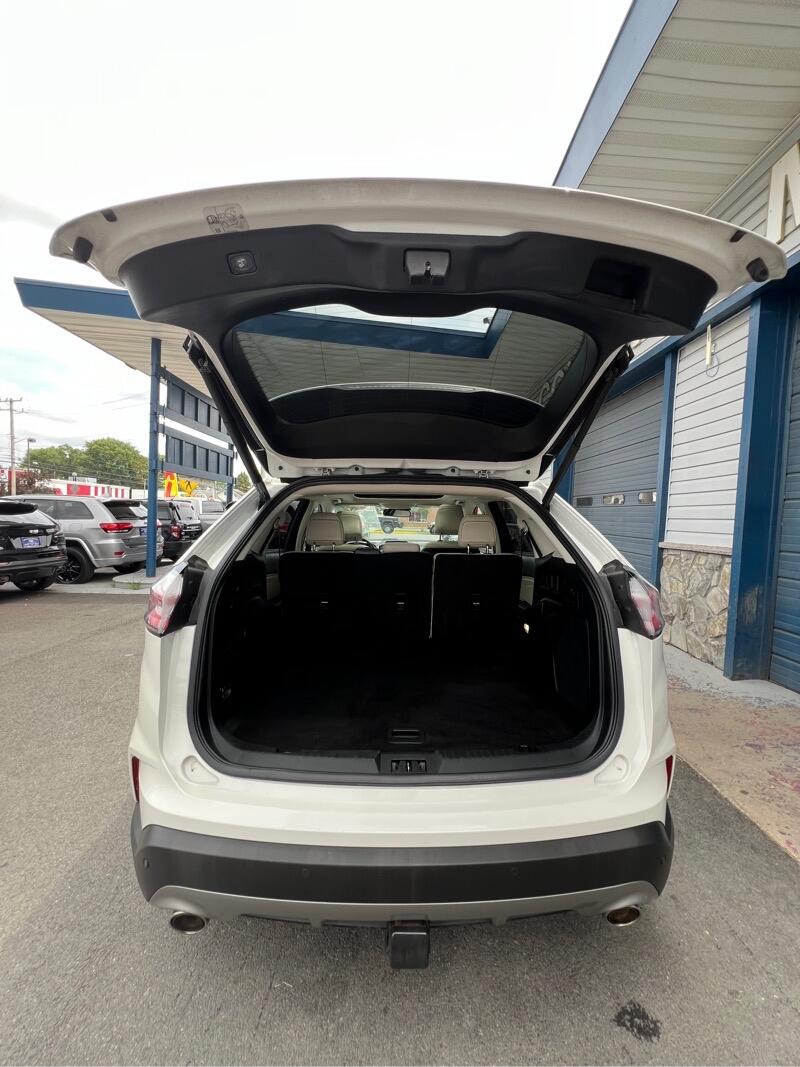 Image of 2020 Ford Edge TITANIUM