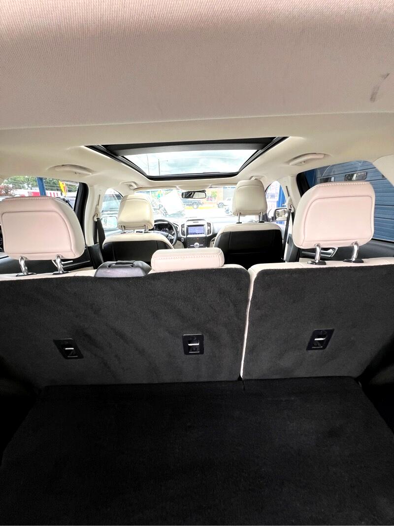 Image of 2020 Ford Edge TITANIUM