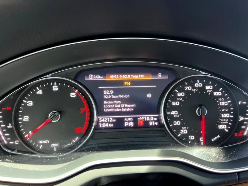 Audi Q5  2022 Audi Q5  2022
