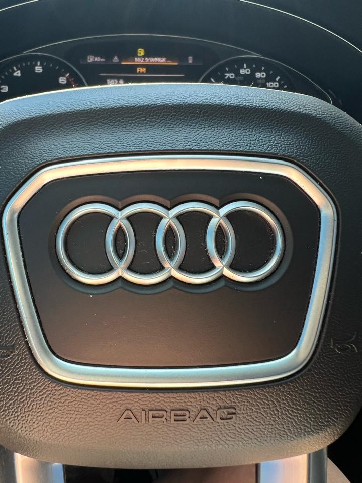 Audi Q5  2022
