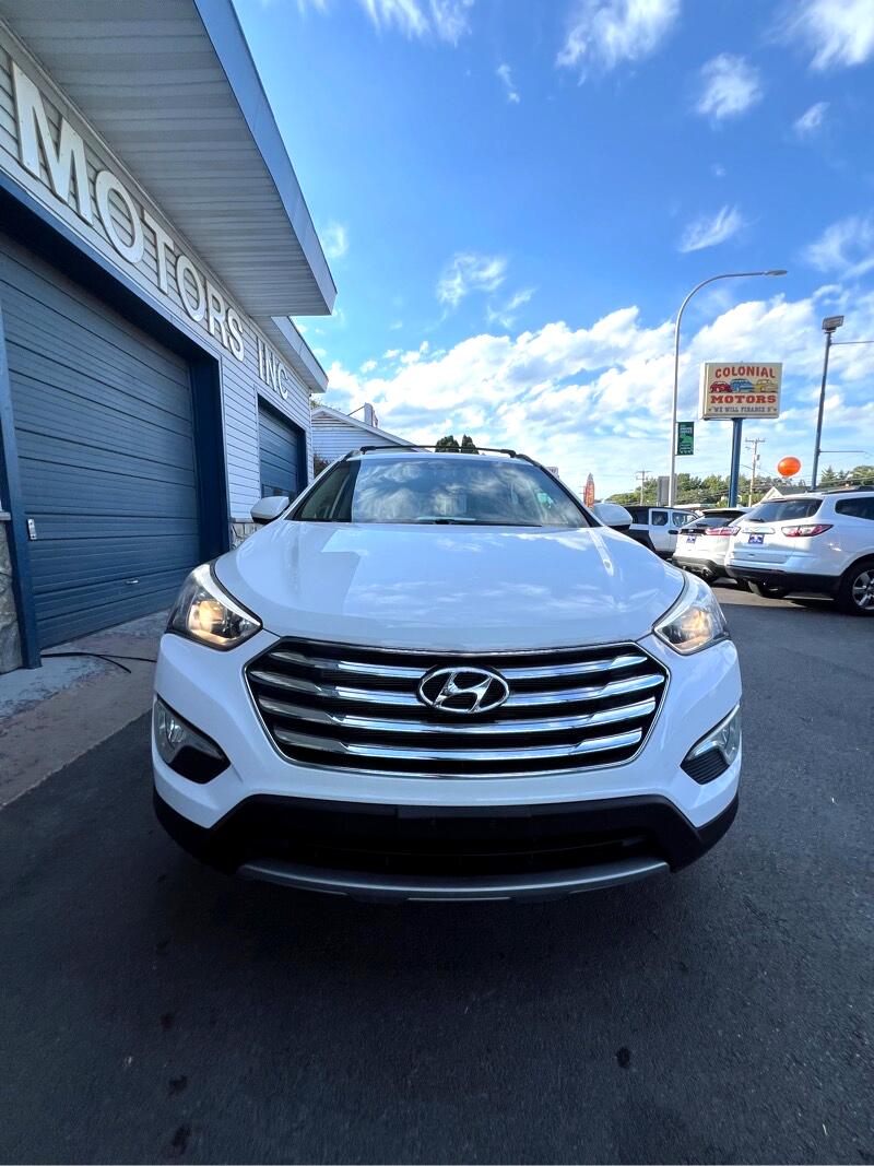 Image of 2016 Hyundai Santa Fe SE