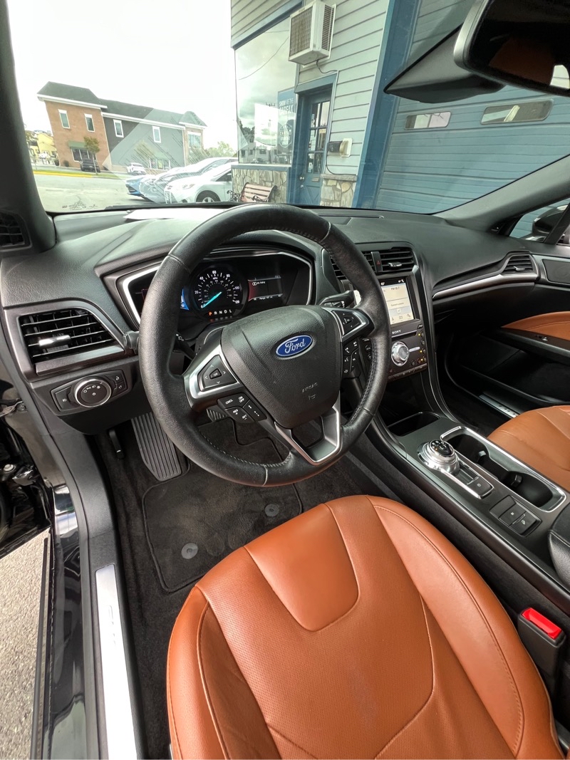 Ford Fusion Energi  2019 Ford Fusion Energi  2019