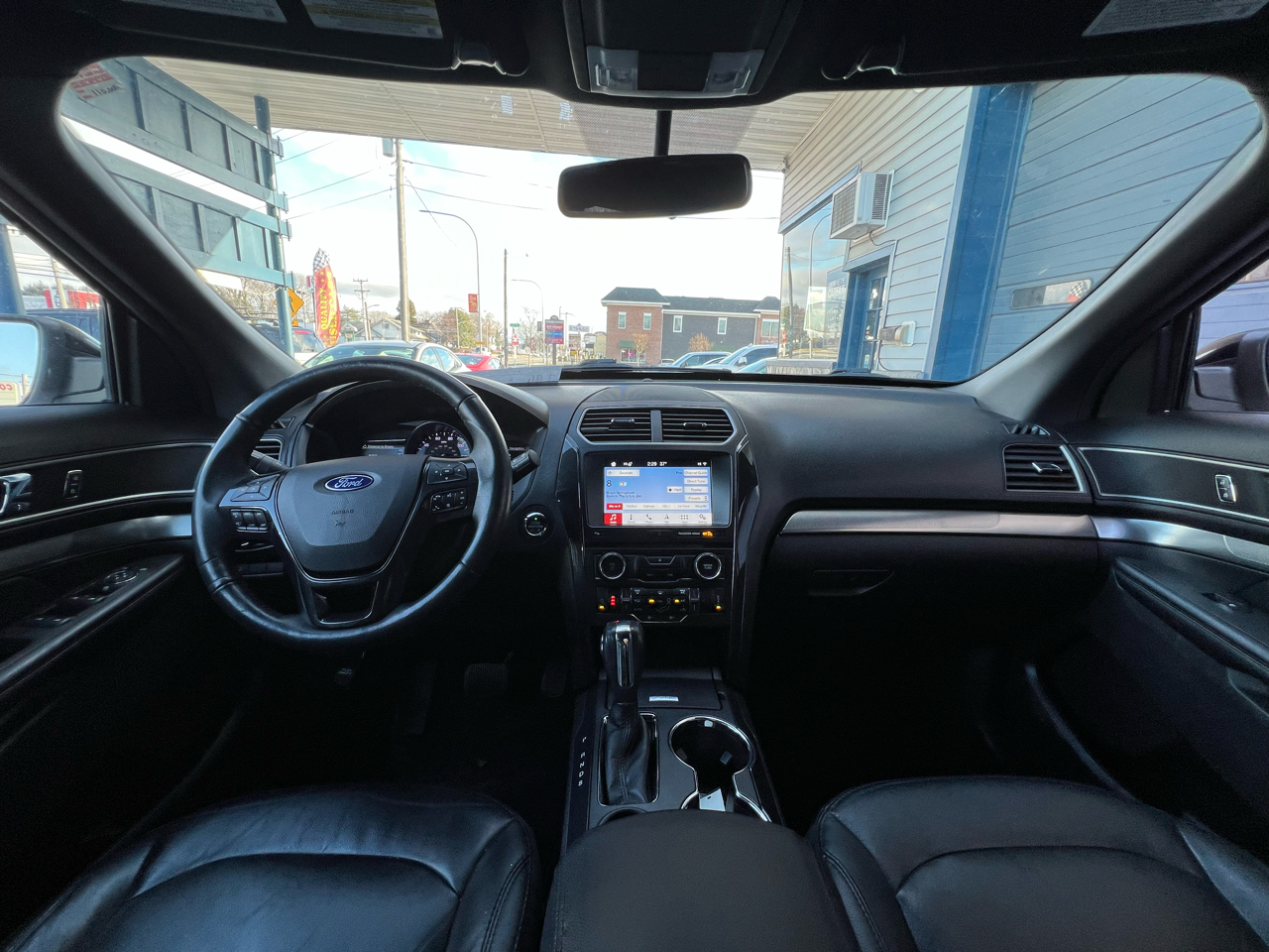 Ford Explorer XLT FWD 2018