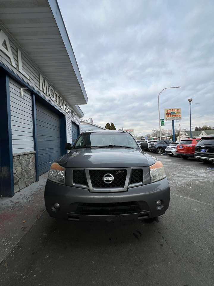 Nissan Armada  2013