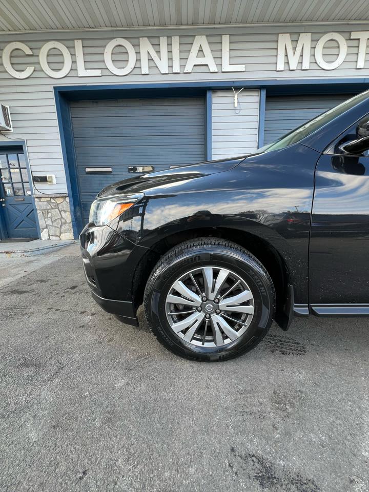 Nissan Pathfinder  2020