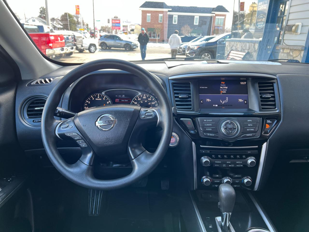 Nissan Pathfinder  2020