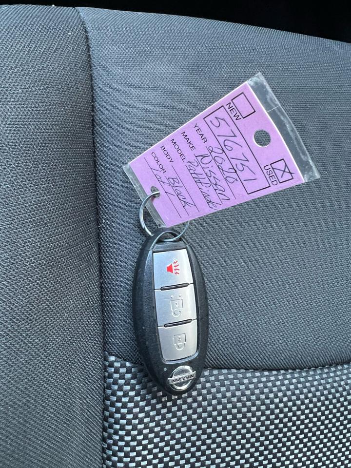 Nissan Pathfinder  2020