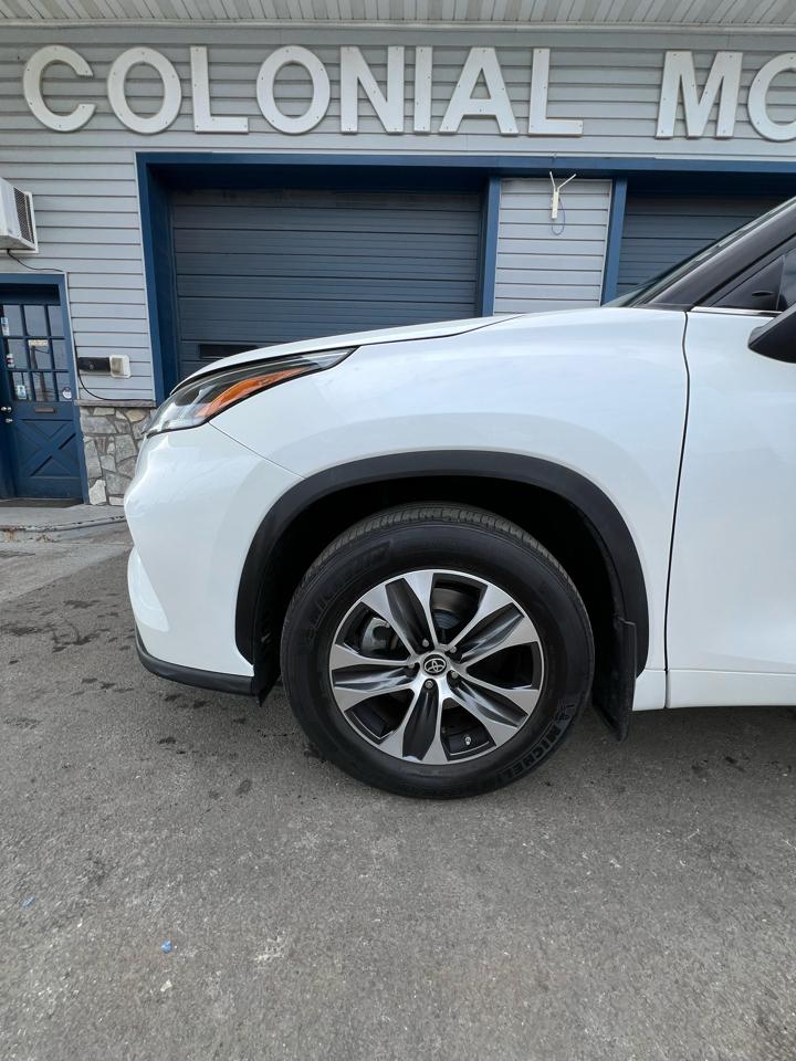 Toyota Highlander  2021