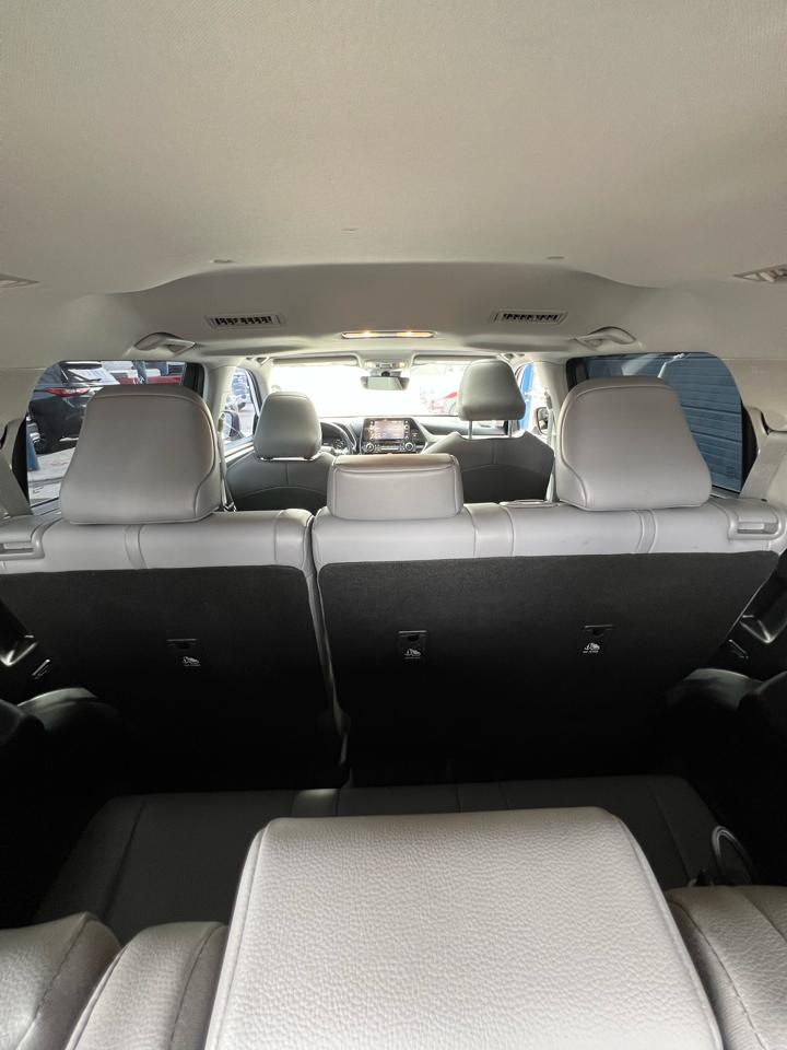 Toyota Highlander  2021