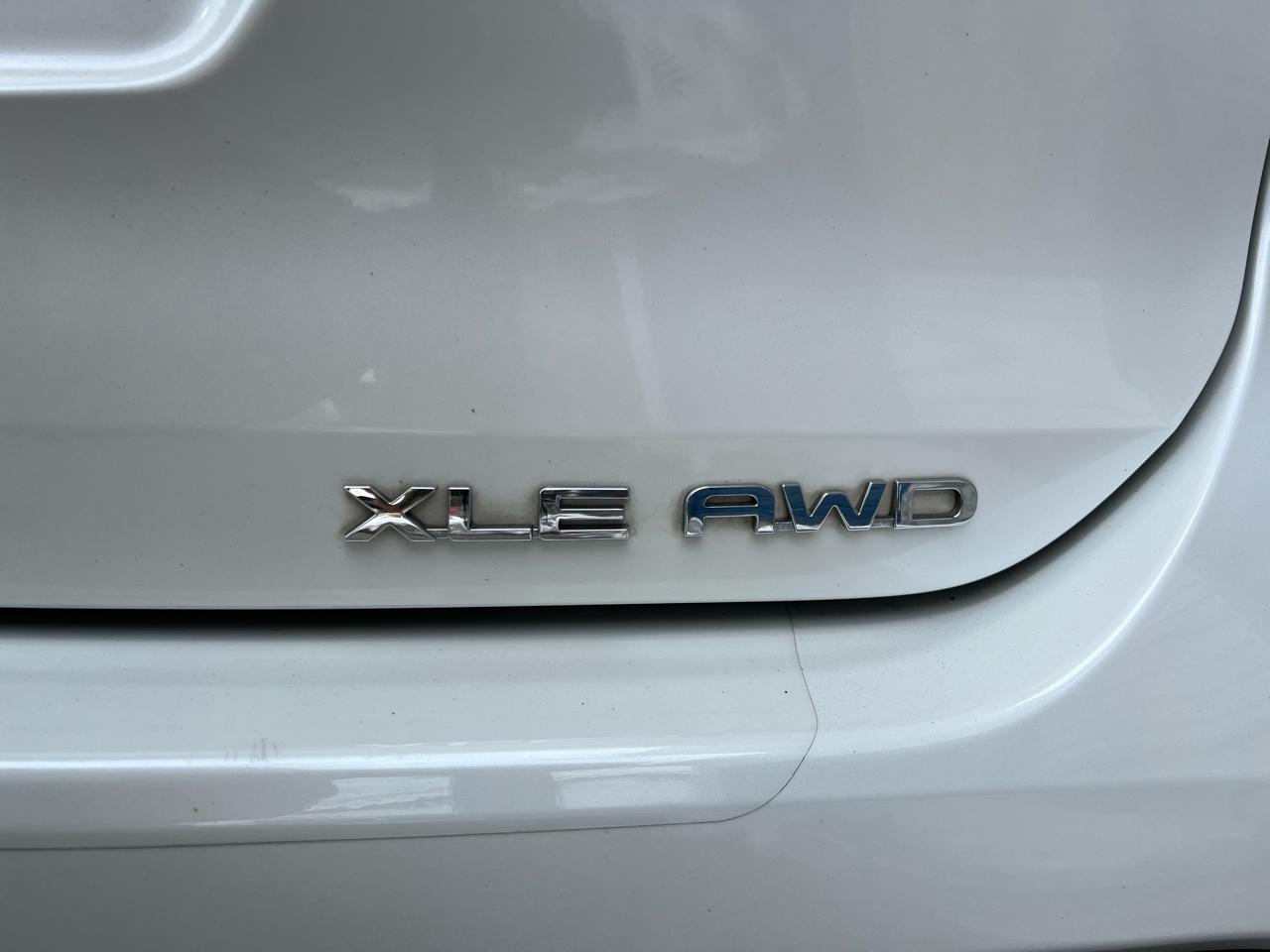 Toyota Highlander  2021