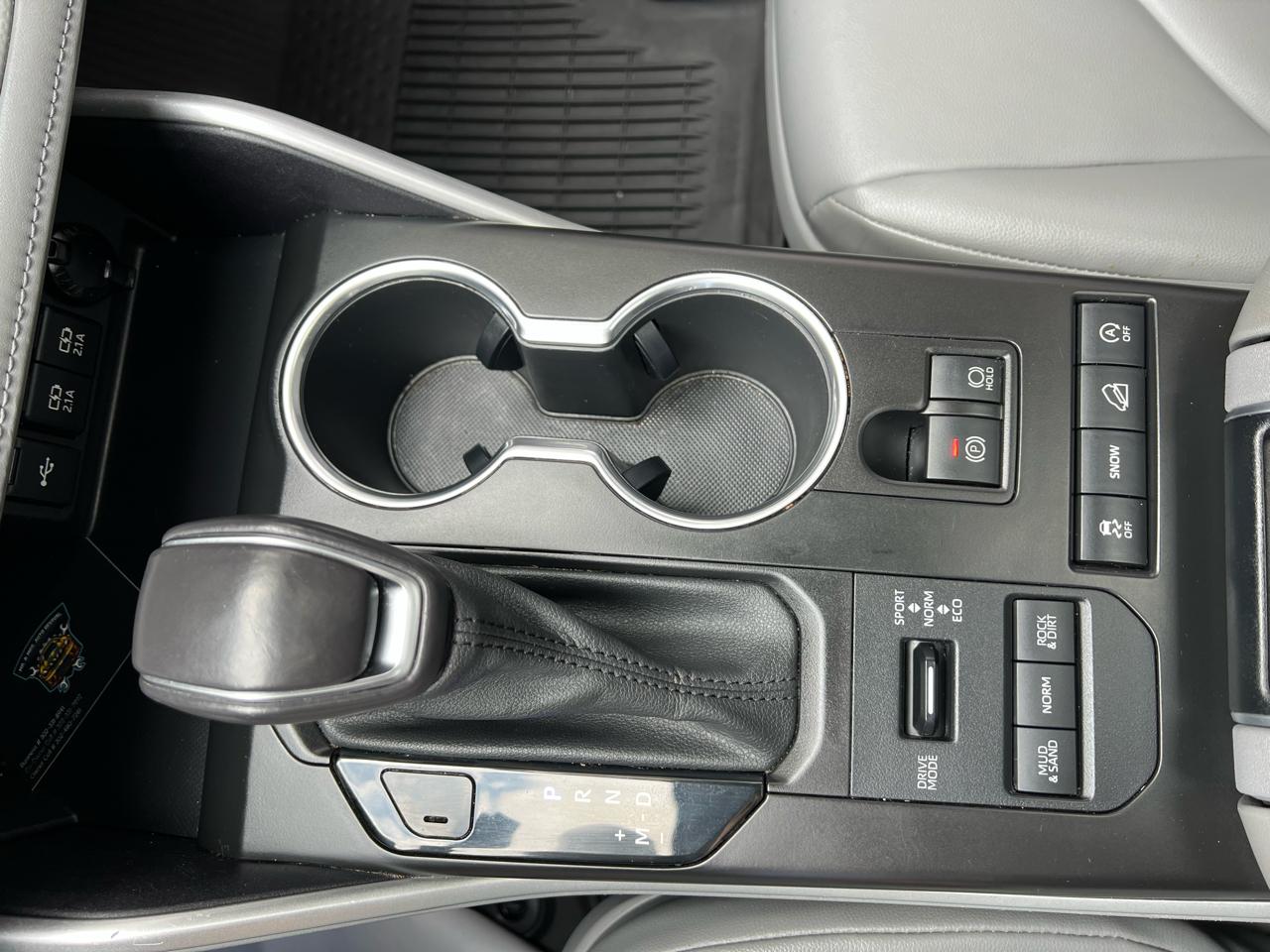 Toyota Highlander  2021