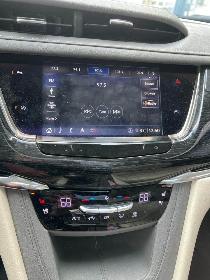 Cadillac XT6  2020
