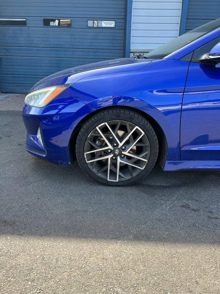 Hyundai Elantra  2019