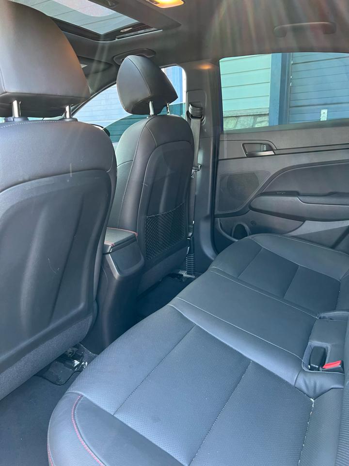 Hyundai Elantra  2019