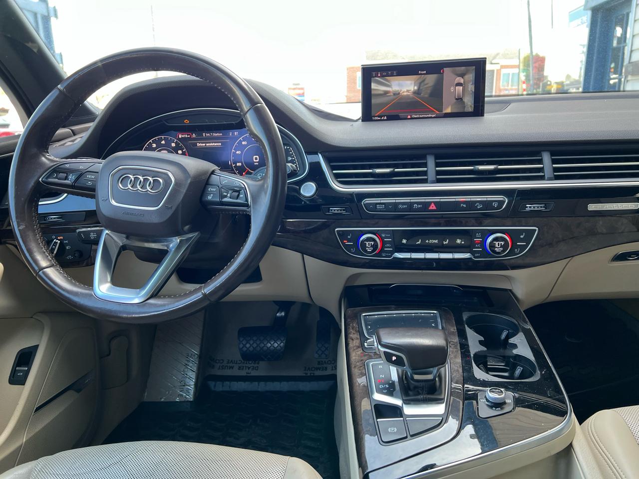 Audi Q7  2017
