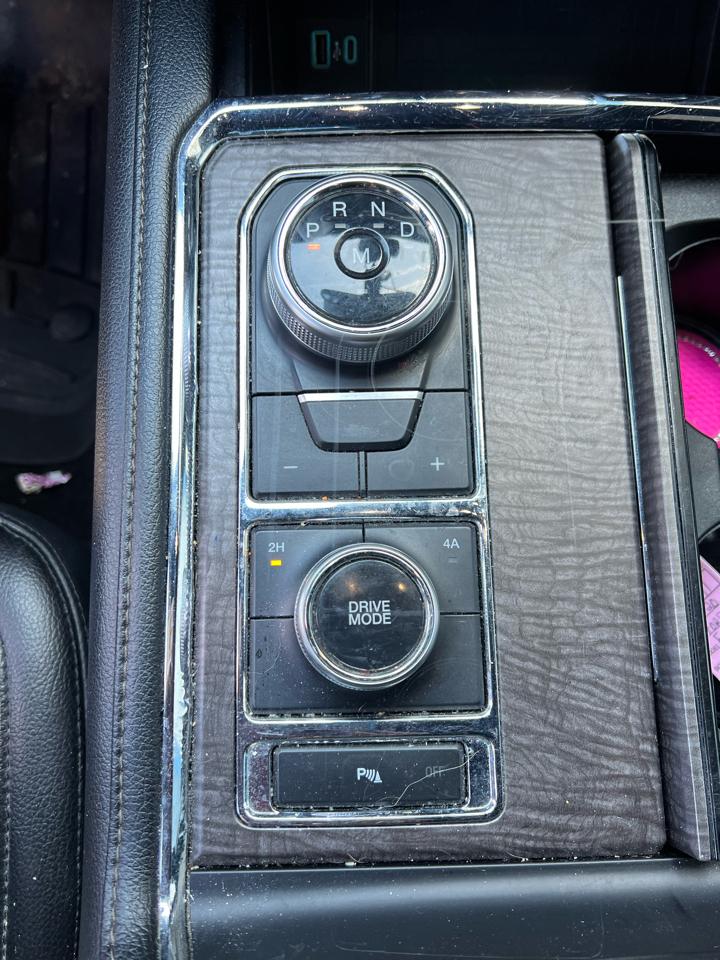 Ford Expedition  2020