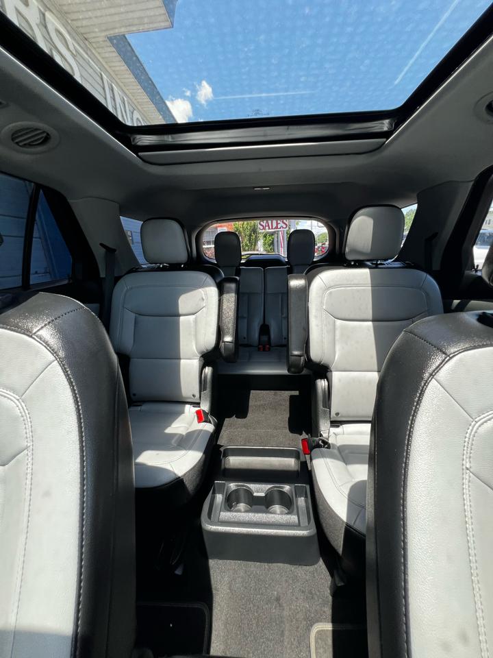 Ford Explorer  2021