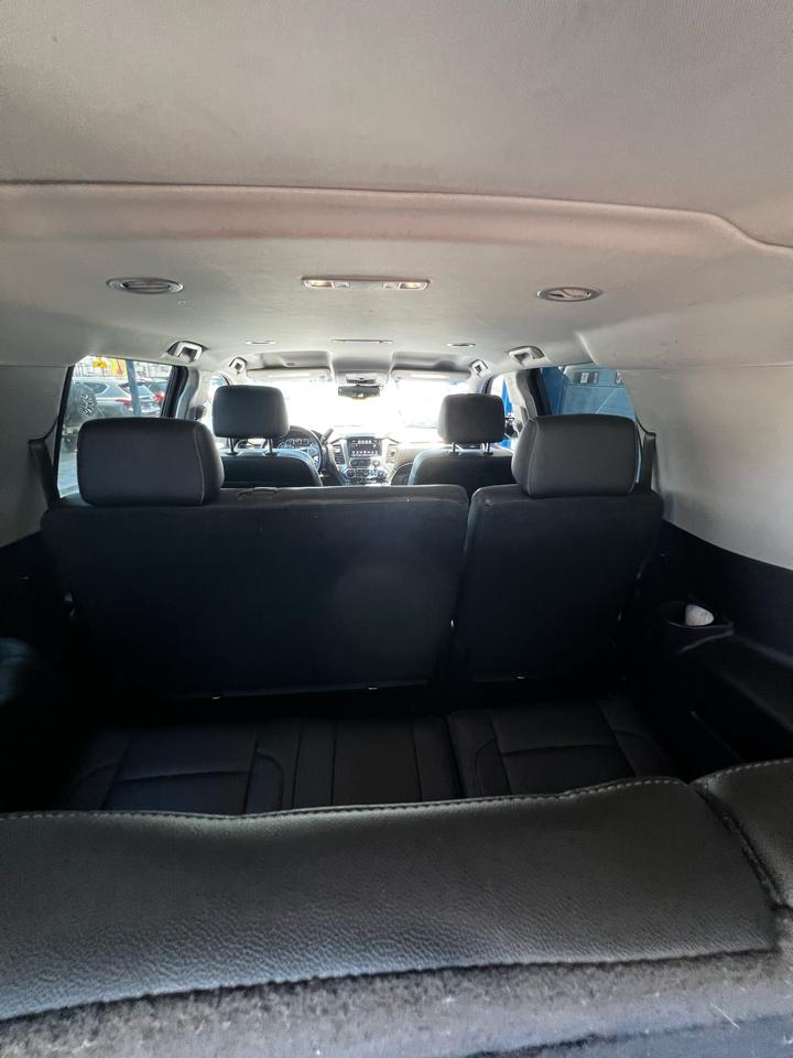 Chevrolet Suburban  2019