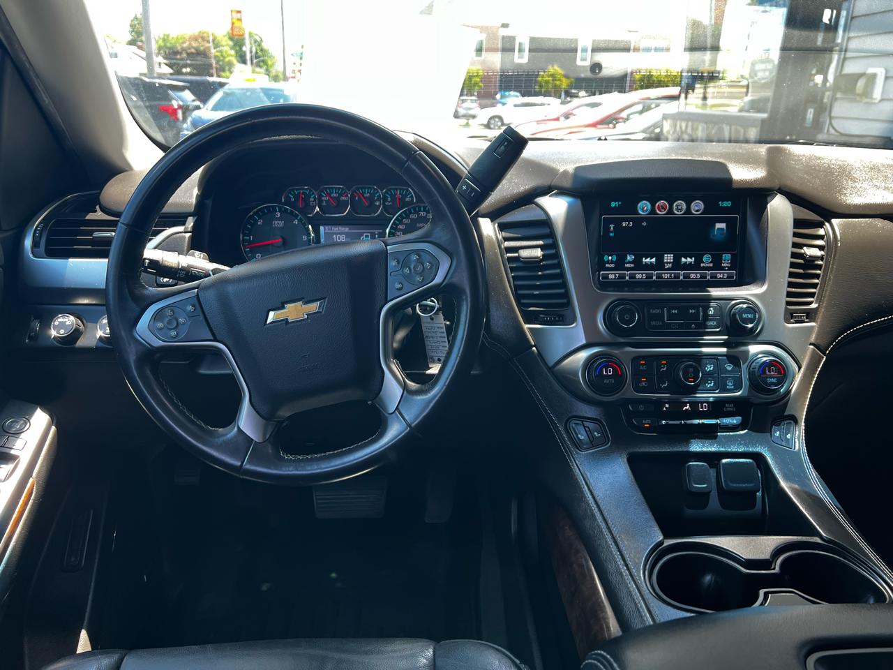 Chevrolet Suburban  2019