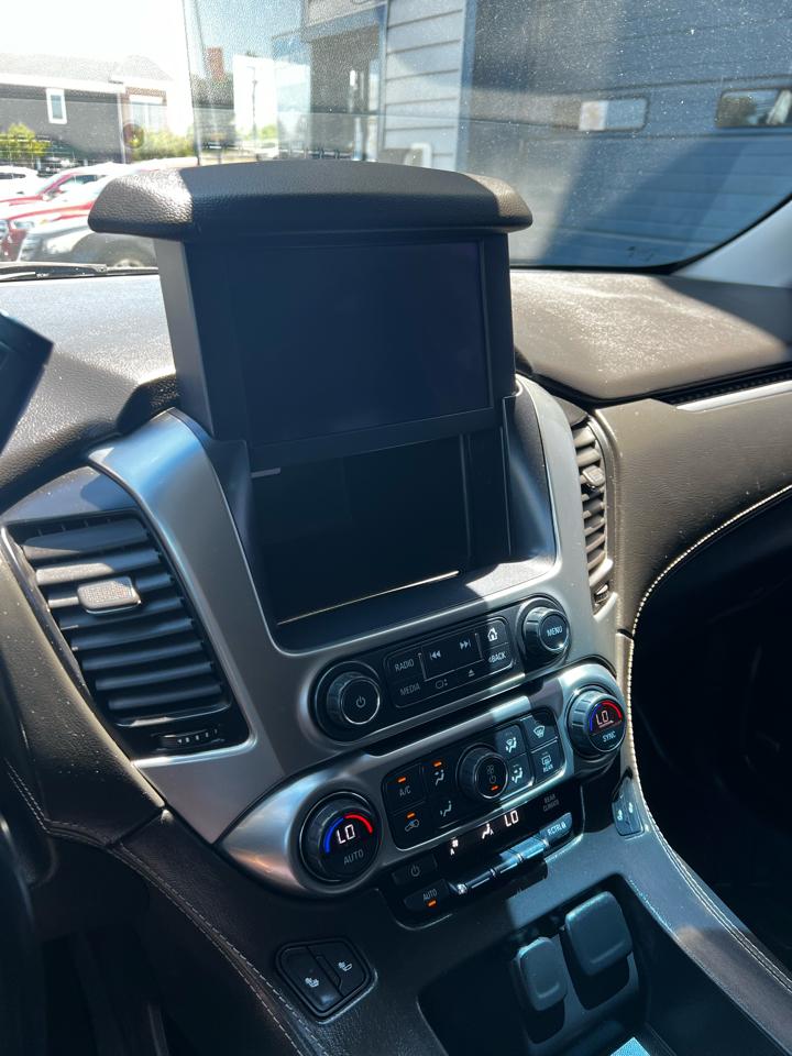 Chevrolet Suburban  2019