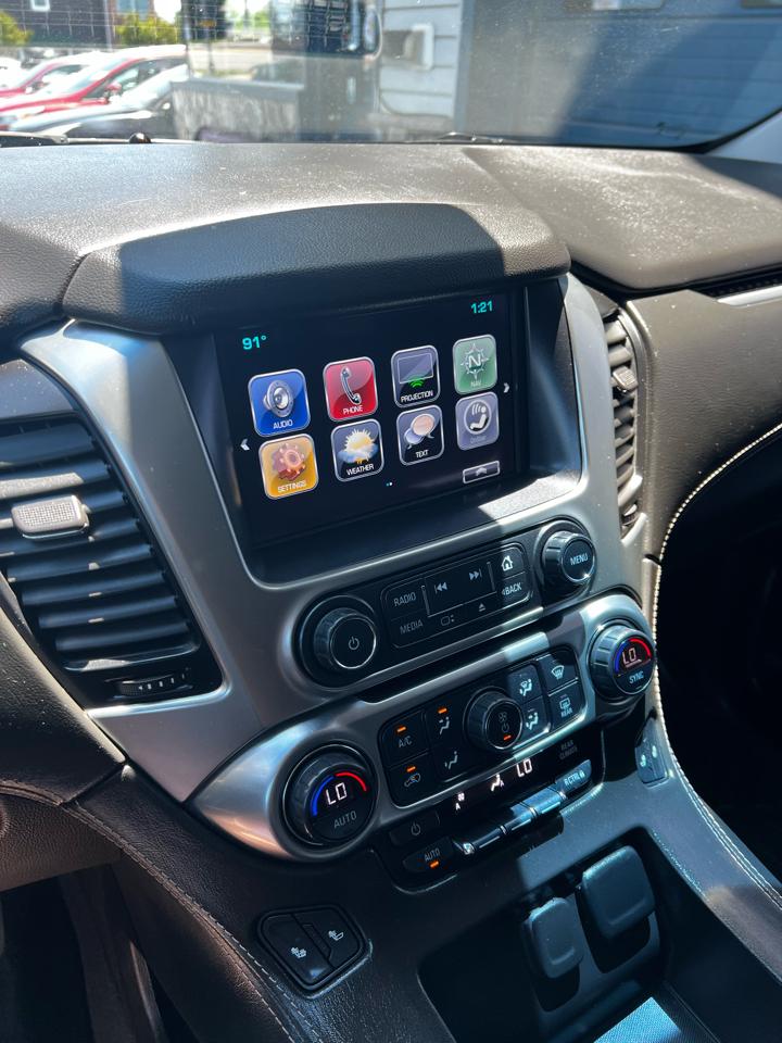 Chevrolet Suburban  2019