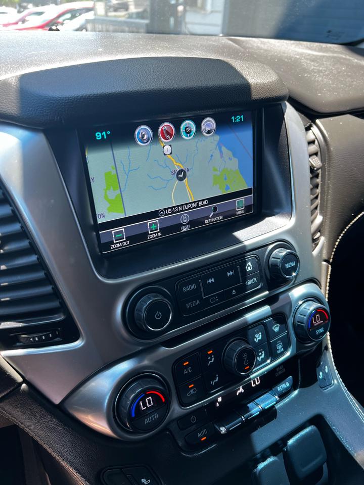 Chevrolet Suburban  2019